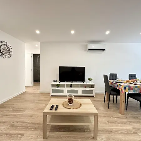 Town 2 By Homing Apartmán